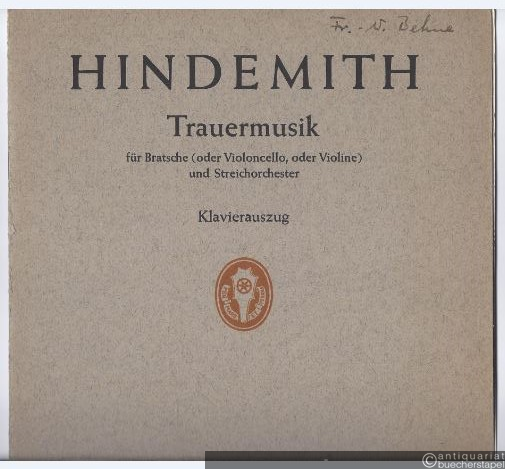  - Trauermusik für Bratsche (oder Violoncello oder Violine) und Streichorchester (= Edition Schott 2515). Klavierauszug mit Stimmen.